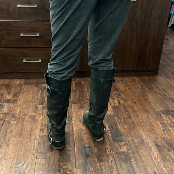 Black knee high riding boots - Picture 8 of 8